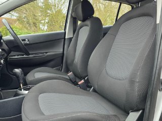 /photos/9318/0be194e6-ad15-4182-bac4-3920ceb70fbb_i320x240.jpg