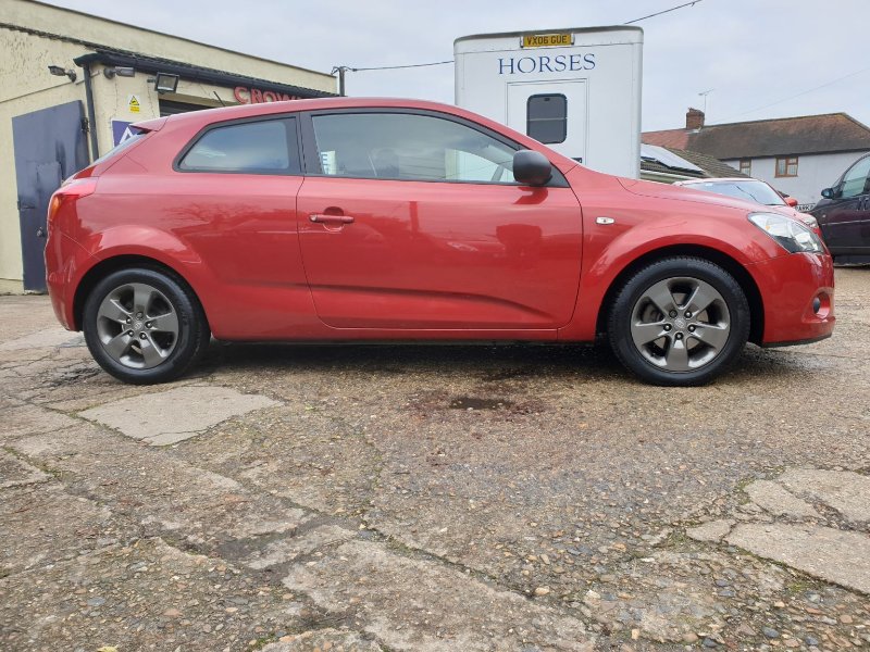 Kia proceed 2010