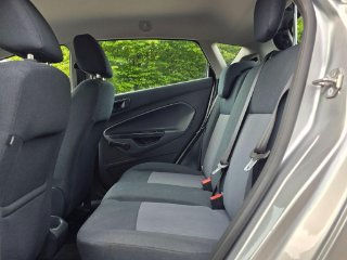 /photos/9318/101c4e25-6974-4b96-a955-11e8222e909d_i320x240.jpg