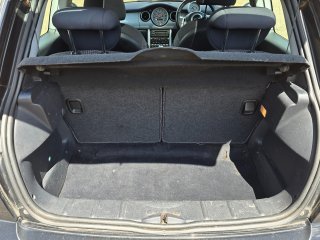 /photos/9318/13c30ca0-4b7d-a2e7-a90b-526eb94d0e7a_i320x240.jpg