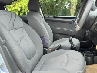 /photos/9318/1e2b9fb6-3aad-494a-932e-d40dca9113b1_i320x240.jpg