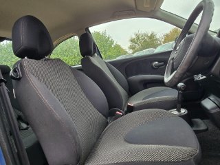 /photos/9318/21b3794f-7456-4eb4-86e9-59643a76a06b_i320x240.jpg