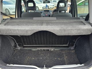 /photos/9318/2392757c-e1c1-4abd-afd2-bf342e89bb46_i320x240.jpg