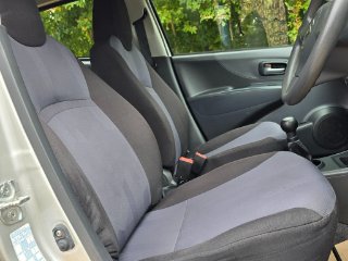 /photos/9318/285d7db6-a168-4535-93d0-f96736a010c7_i320x240.jpg