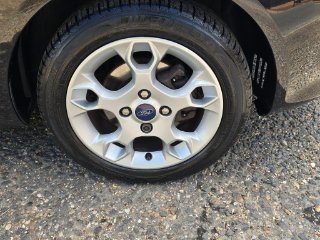 /photos/9318/3ad22e3f-02a2-4db0-be86-5f26d6e36143_i320x240.jpg