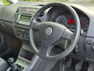 /photos/9318/3e0f8764-7953-428f-aa14-2e3fa90434d6_i320x240.jpg
