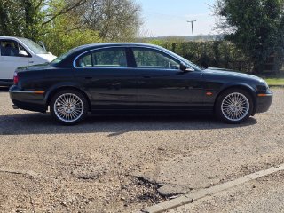/photos/9318/414da942-f85e-4099-8333-4852c758d360_i320x240.jpg