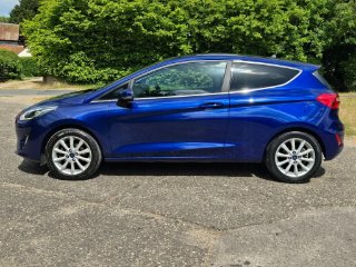 /photos/9318/4ad20882-42b6-4fcc-ac08-23c5383f5c19_i320x240.jpg