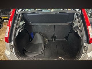/photos/9318/597a3637-3b98-4cf8-ab2a-02ad25ce63f9_i320x240.jpg