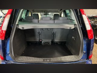 /photos/9318/6477bd96-db48-49f6-9fb9-7379cdd57d1a_i320x240.jpg