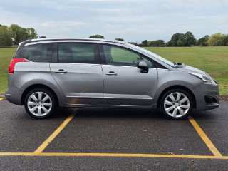 /photos/9318/6ea6a426-921e-4989-aba2-ce23ed6cc173_i320x240.jpg