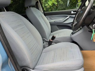 /photos/9318/6f6c1e3a-8954-45c3-8d15-ac82d9caded2_i320x240.jpg