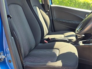 /photos/9318/77ce3e97-62fe-456a-8e76-3e532e3f0c7a_i320x240.jpg