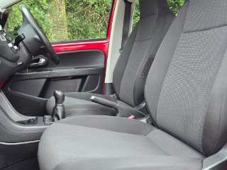 /photos/9318/7eca1ca3-36f8-4b48-885e-7c12f374a4ea_i320x240.jpg