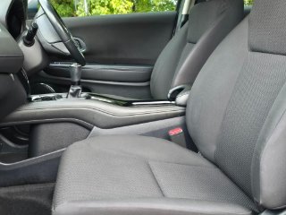 /photos/9318/a424a6cc-adb0-4d54-8df3-97903cb22aa5_i320x240.jpg
