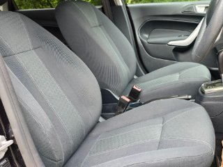 /photos/9318/af173c21-f0bb-47ca-9c6d-c9d77e2890ab_i320x240.jpg