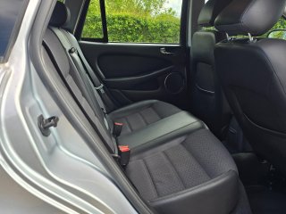 /photos/9318/b20a3970-e164-d300-cd76-5c0bdeb816cb_i320x240.jpg