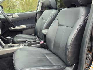 /photos/9318/c9f3eb10-19b7-48a0-9a89-48cc769d3d15_i320x240.jpg