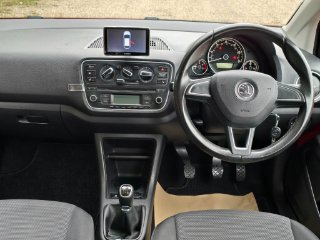 /photos/9318/d91ae59d-3de7-45db-aac1-860d928f7a9f_i320x240.jpg