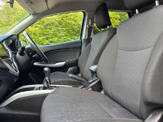 /photos/9318/dfe78b47-3089-4004-b6cc-fdfdbd593173_i320x240.jpg