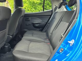 /photos/9318/e54f0b4a-bbbb-4ca5-8661-ff534148db6c_i320x240.jpg