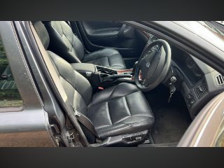 /photos/9318/f2369a2d-a8ba-4190-9bb4-80ba6f47055d_i320x240.jpg