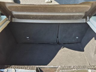 /photos/9318/f58d4af8-8c72-417e-8b5e-5f6ff2c59e88_i320x240.jpg